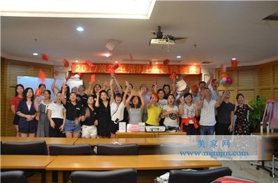 浪鲸凝聚终端 销售精英奋力搏击——营销工程技术培训纪实